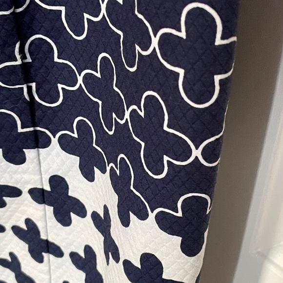 Boden | 'Pixie' Shift Style Navy & White Clover Printed Dress 8R - Picture 2 of 9